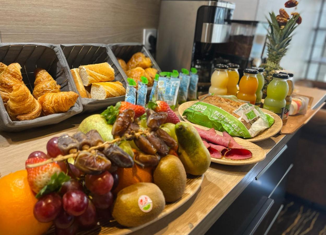 Leclerc Centre Gare Hotel 3*